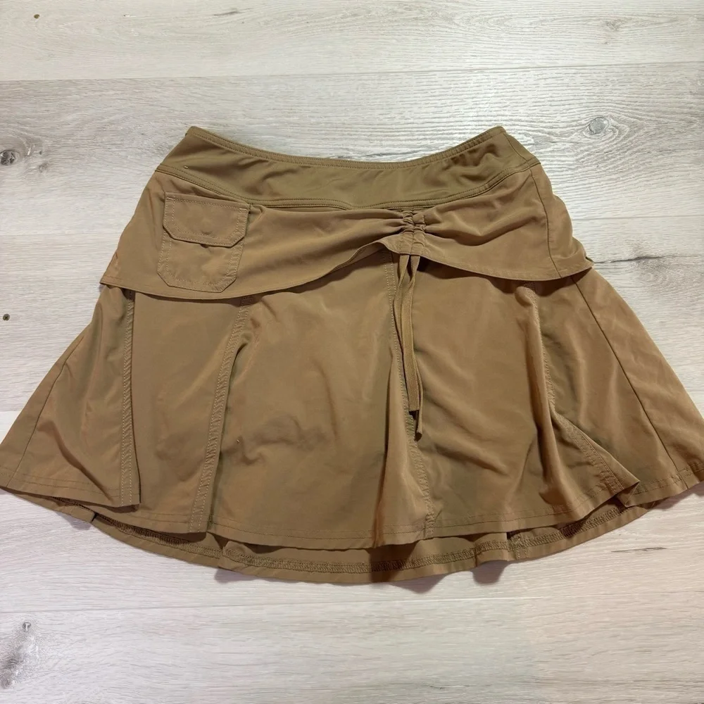 Athleta Y2K Wherever Low Rise Utility Skort, Tan, Size 2P